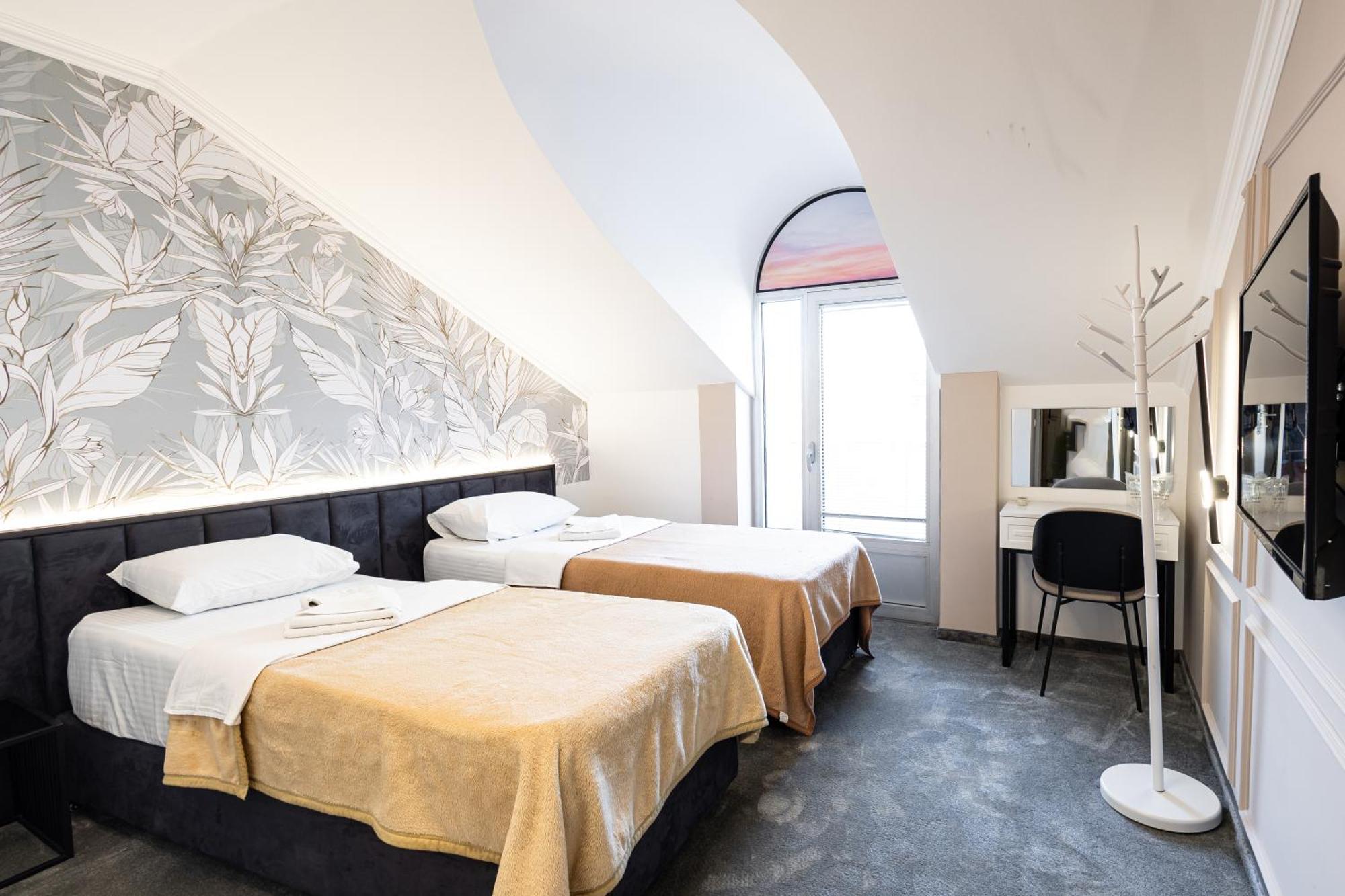Garni Hotel Lotos Ниш Екстер'єр фото